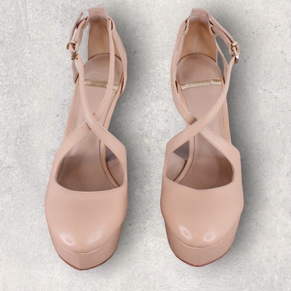 MARCIANO Platform Stilletos Crossover Straps in Beige Size 6.5M - Picture 4 of 16